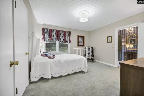 Bedroom - 115 E Wheeler Cir, Saluda, SC 29138 photo 5 of 8