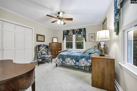 Bedroom - 115 E Wheeler Cir, Saluda, SC 29138 photo 3 of 8