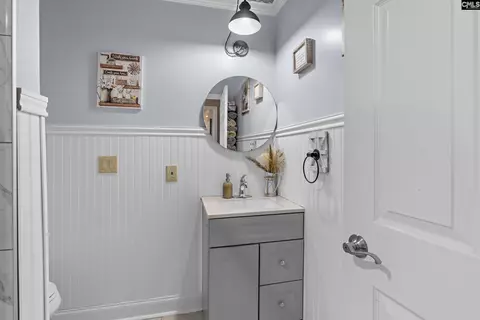 Bath - 612 True Luck Ln, Ridgeway, SC 29130 photo 5 of 6