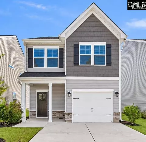 1034 Crescent Moon Loop, Hopkins, SC 29061