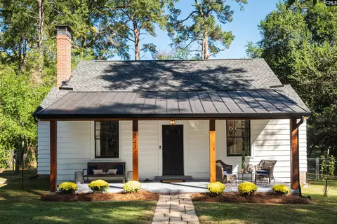3943 Live Oak St, Columbia, SC 29205
