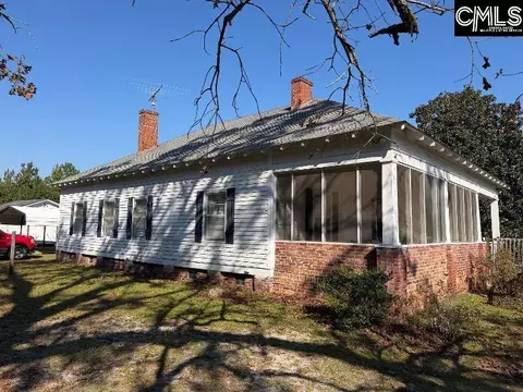 1851 Old Georgetown Rd W, Cassatt, SC 29032