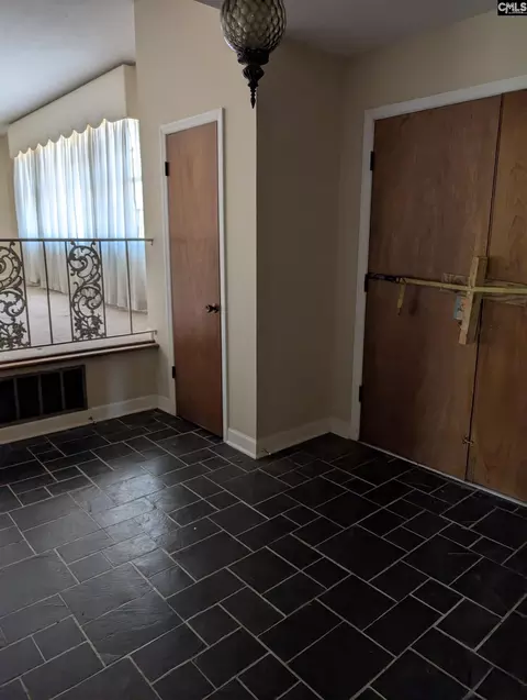 Entry Way - 112 Hickory Ln, Cayce, SC 29033 photo 1 of 1