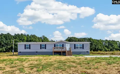 261 Home Farm Rd, Saint Matthews, SC 29135