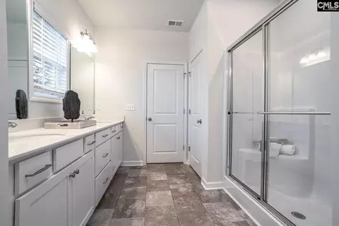 Bath - 103 Pemberton Dr, Elgin, SC 29045 photo 1 of 2