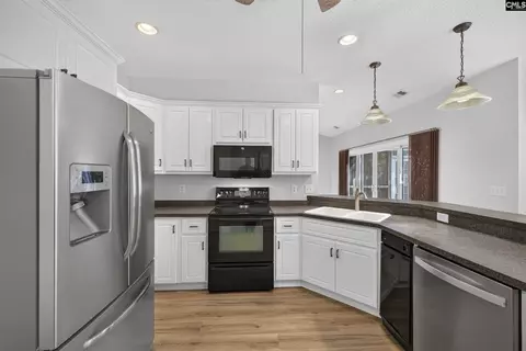 Kitchen - 124 Maxwell Ln, Mccormick, SC 29835 photo 2 of 5