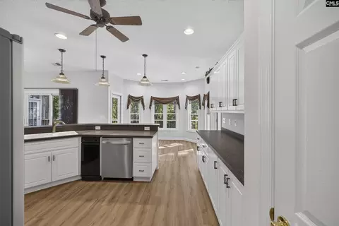 Kitchen - 124 Maxwell Ln, Mccormick, SC 29835 photo 4 of 5