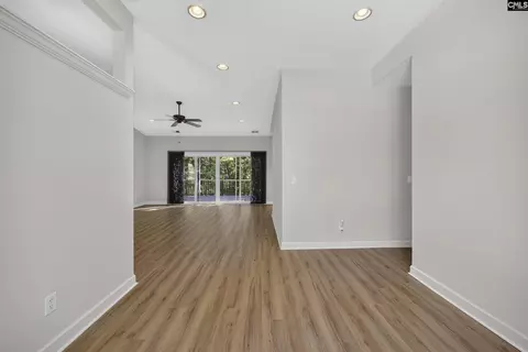 Entry Way - 124 Maxwell Ln, Mccormick, SC 29835 photo 3 of 5