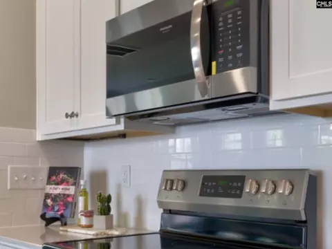 Kitchen - 332 Hazelmount Rd, Gilbert, SC 29054 photo 2 of 4