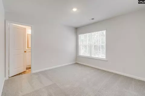 Bedroom - 2380 Offspring Ct, Sumter, SC 29153 photo 6 of 9