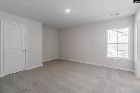 Bedroom - 2380 Offspring Ct, Sumter, SC 29153 photo 8 of 9