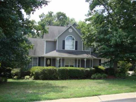 208 Georgetown Ct, Moore, SC 29369 photo 1