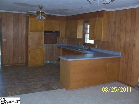 652 Compton Rd, Clinton, SC 29325 photo 7