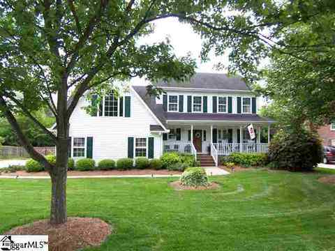 206 Lytle St, Greer, SC 29650 photo 1