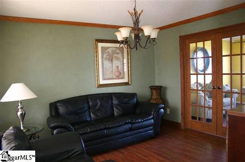 5 Docker Way, Greer, SC 29650 photo 2