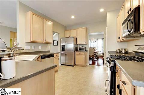 405 Middleshare Dr, Mauldin, SC 29662 photo 6