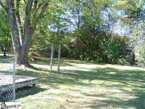 115 Christopher St, Duncan, SC 29334 photo 2