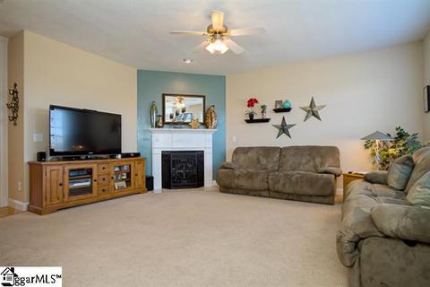 38 Rustcraft Dr, Greer, SC 29651 photo 9