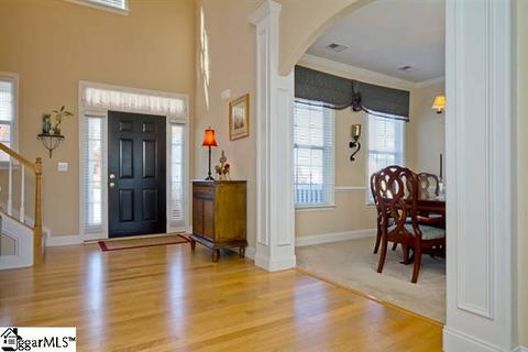 38 Rustcraft Dr, Greer, SC 29651 photo 2
