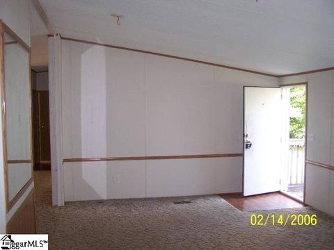 950 Watson Rd, Enoree, SC 29335 photo 3