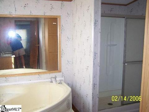 950 Watson Rd, Enoree, SC 29335 photo 12