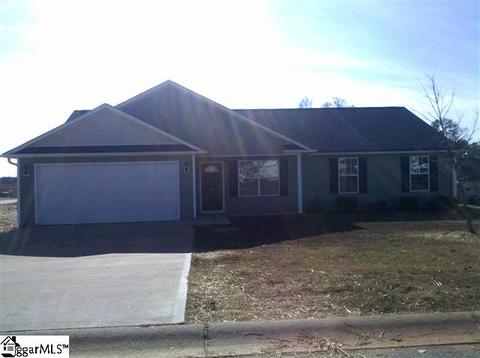 101 Lear Dr, Laurens, SC 29360 photo 1
