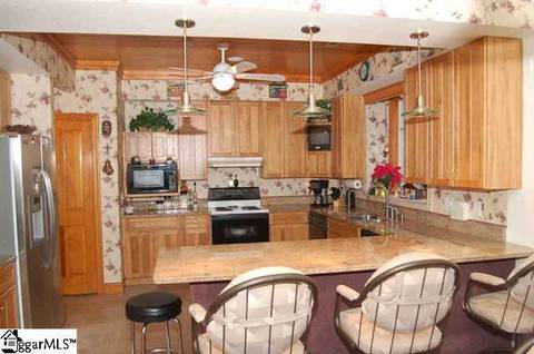 109 Misty Oaks Ln, Pendleton, SC 29670 photo 2