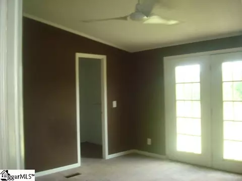 337 Garrett Rd, Enoree, SC 29335 photo 8