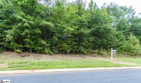 305 Red Spruce Ln, Greer, SC 29651 photo 2