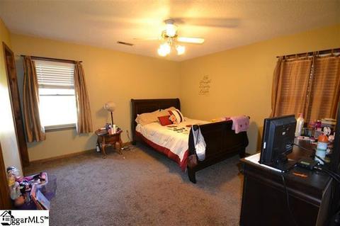 1510 E Blackstock Rd, Moore, SC 29369 photo 4