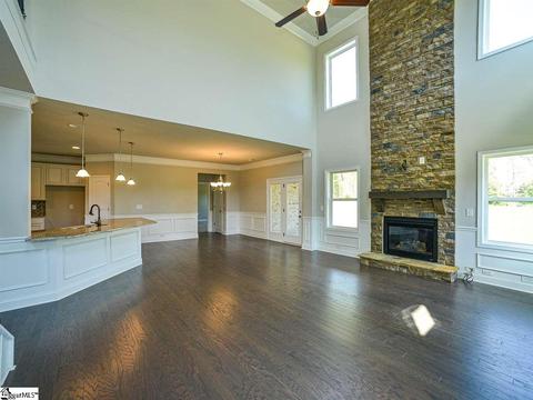 201 Coleridge Ln, Simpsonville, SC 29681 photo 8