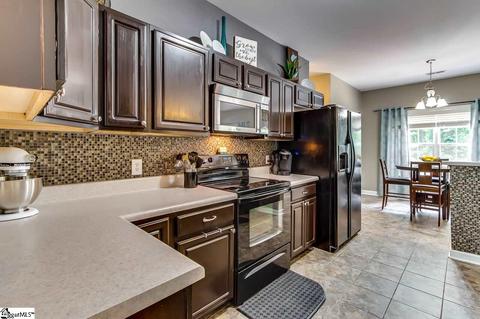 102 Cascade Dr, Greer, SC 29651 photo 4