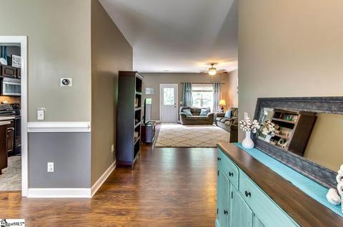 102 Cascade Dr, Greer, SC 29651 photo 5