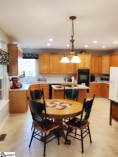 233 Sassafras Dr, Easley, SC 29642 photo 18
