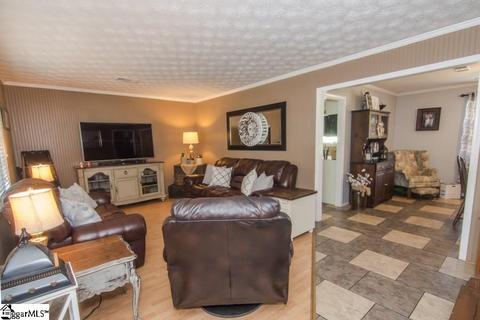 3 Thomas Dr, Williamston, SC 29697 photo 6