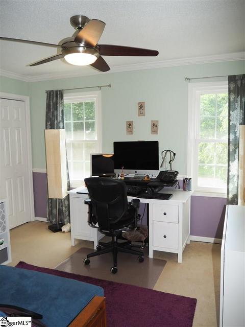 810 E Silverleaf St, Greer, SC 29650 photo 9