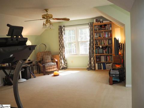 810 E Silverleaf St, Greer, SC 29650 photo 10