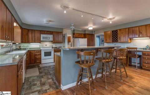 340 Coachman Ln, Tryon, NC 28782 photo 13