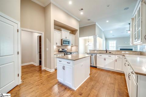 215 Crestgate Way, Easley, SC 29642 photo 3