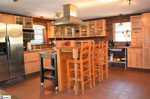 223 Doberman Trl, Easley, SC 29640 photo 8