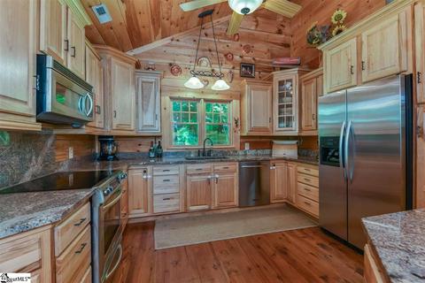 512 Caledonia Loop, Landrum, SC 29356 photo 8