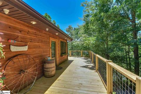 512 Caledonia Loop, Landrum, SC 29356 photo 1
