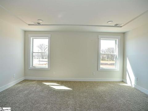 107 Outback Dr, Greer, SC 29650 photo 9