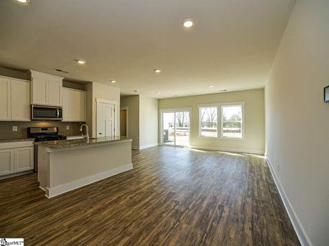 107 Outback Dr, Greer, SC 29650 photo 6