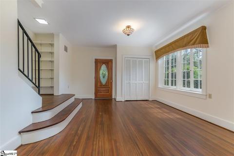 574 Howard Gap Rd, Tryon, NC 28782 photo 4