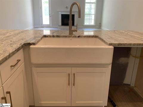154 Enclave Dr, Greer, SC 29651 photo 5