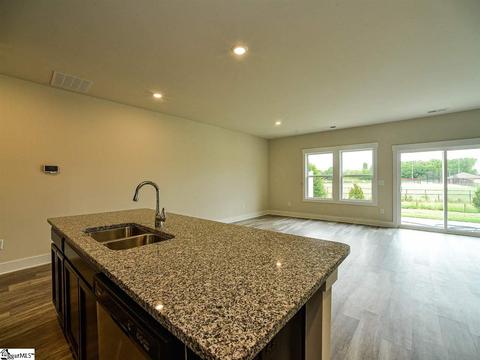 124 Outback Dr, Greer, SC 29650 photo 5