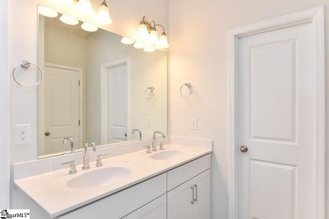 104 Townsend Ave, Greer, SC 29651 photo 18