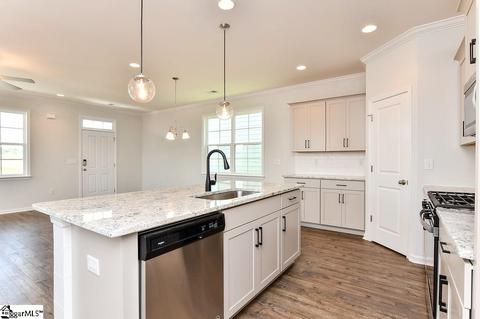 104 Townsend Ave, Greer, SC 29651 photo 12