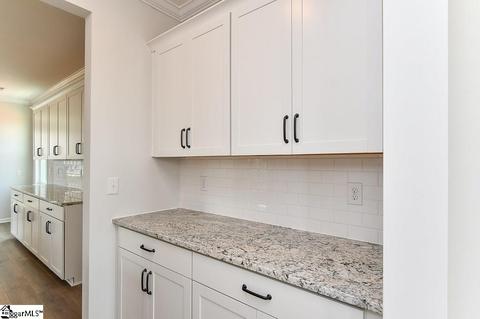112 Townsend Ave, Greer, SC 29651 photo 8